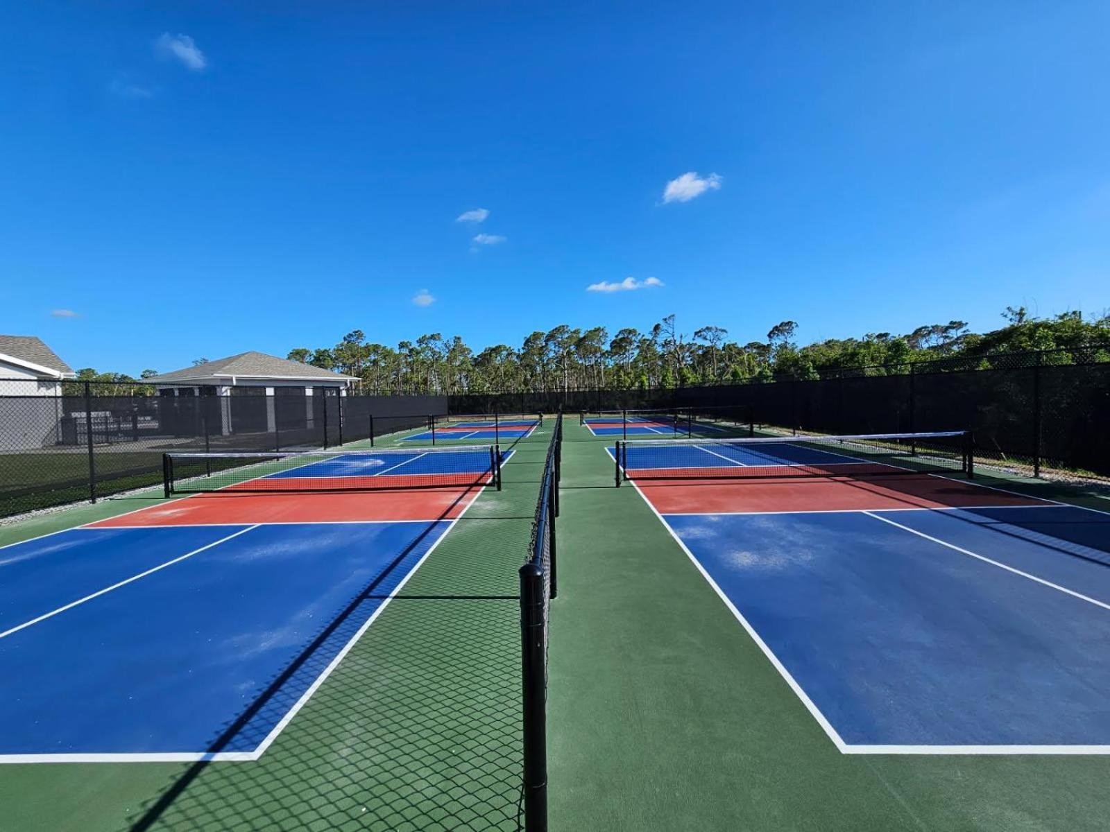 Close To And Boca Grande Beach, Monthly New Vacation Villa Englewood
